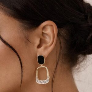 noir drop earrings